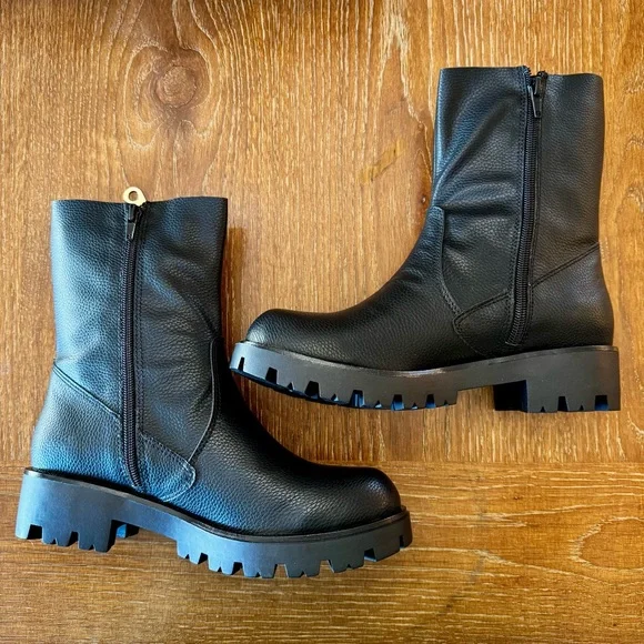 NWT black soft faux leather Renee combat boots 8M - Picture 8 of 14